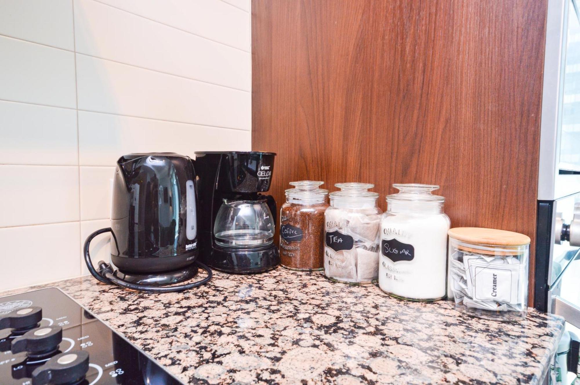 Downtown Toronto Condo Near Cn Tower, Scotiabank Arena, Rogers Centre, Union Station المظهر الخارجي الصورة