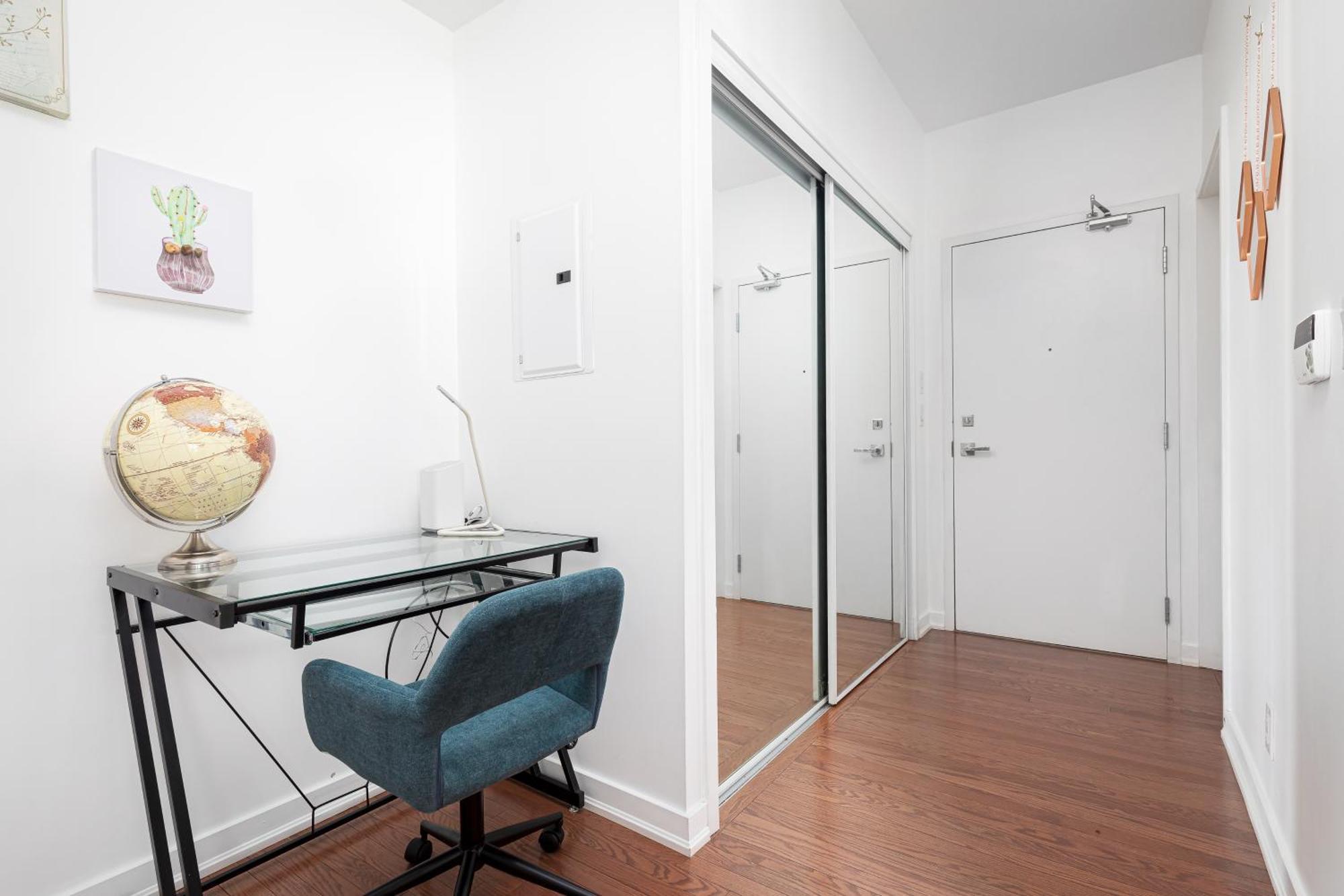 Downtown Toronto Condo Near Cn Tower, Scotiabank Arena, Rogers Centre, Union Station المظهر الخارجي الصورة