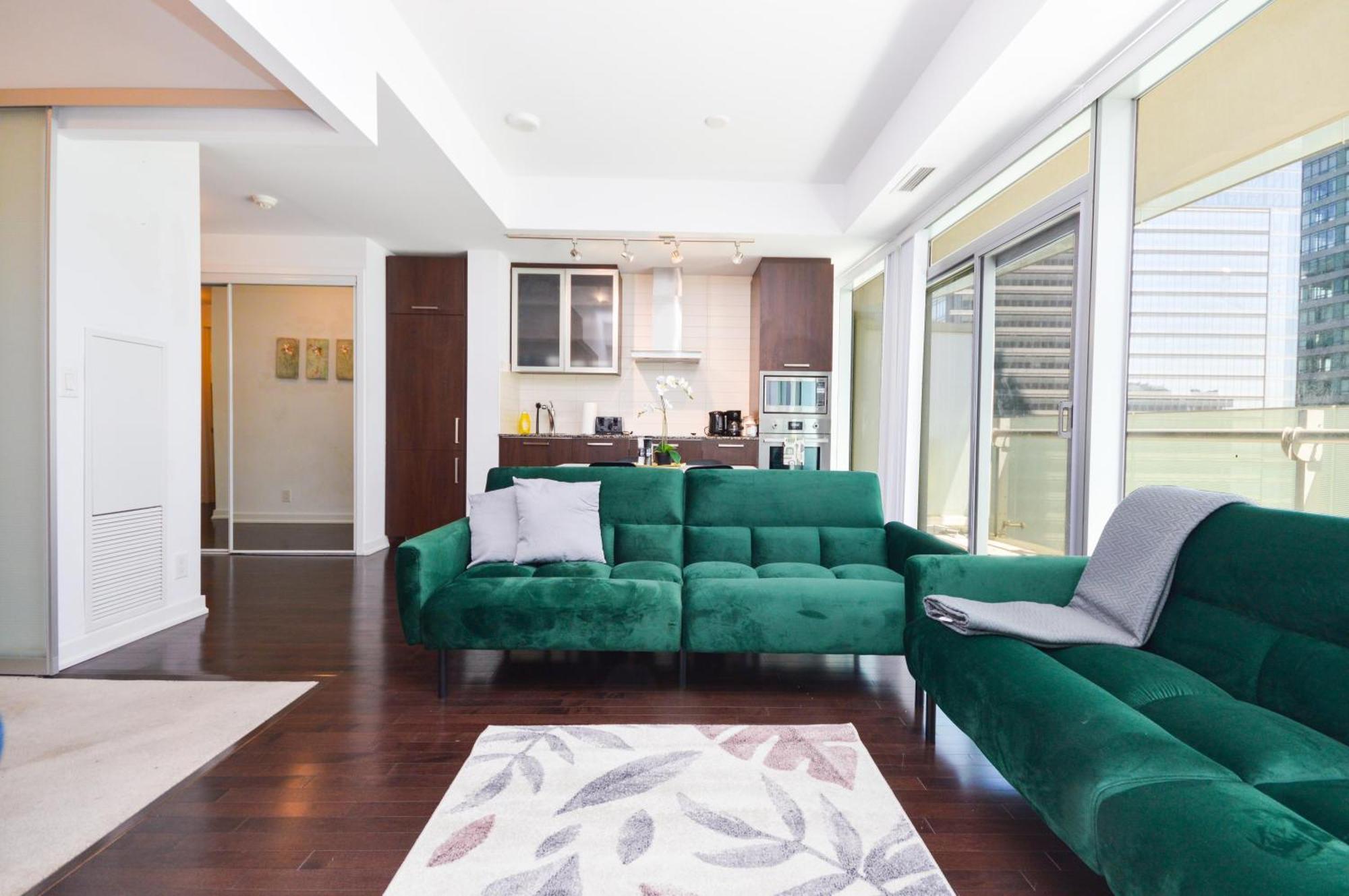 Downtown Toronto Condo Near Cn Tower, Scotiabank Arena, Rogers Centre, Union Station المظهر الخارجي الصورة