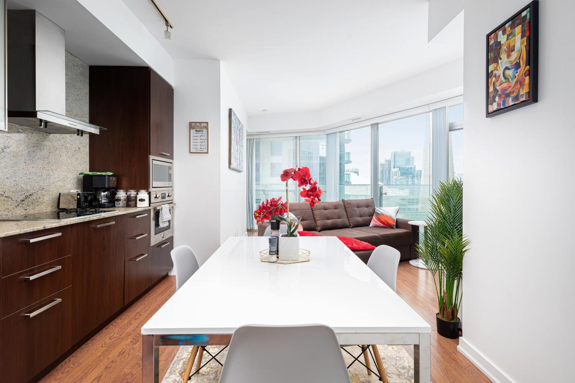 Downtown Toronto Condo Near Cn Tower, Scotiabank Arena, Rogers Centre, Union Station المظهر الخارجي الصورة