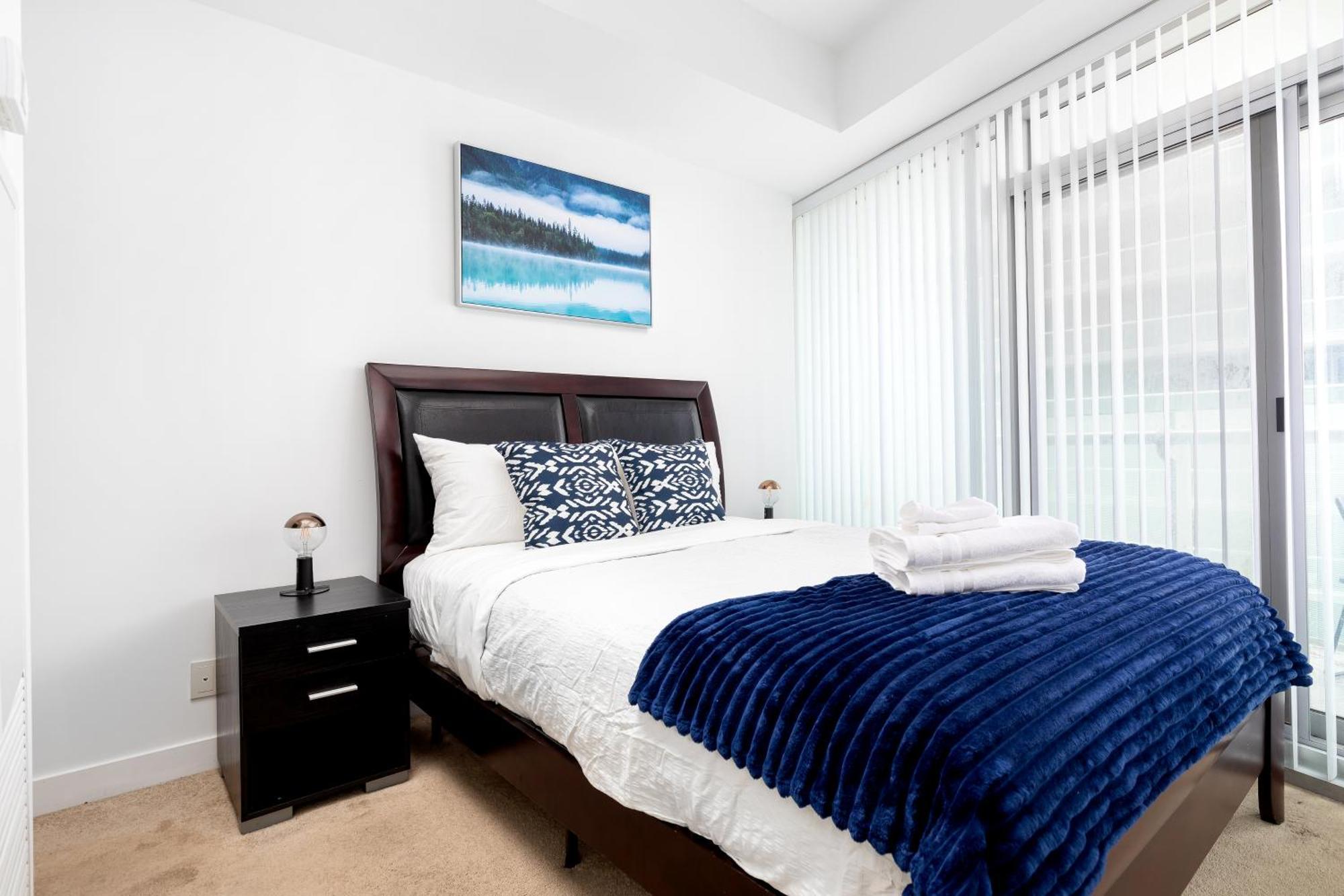 Downtown Toronto Condo Near Cn Tower, Scotiabank Arena, Rogers Centre, Union Station المظهر الخارجي الصورة